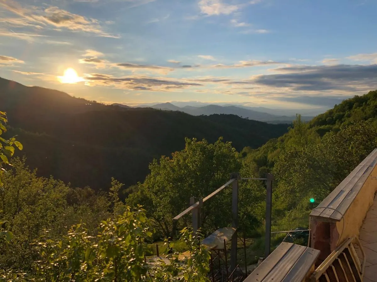 Villa Fosdinovo 5-Bed Villa- A Tranquil Retreat