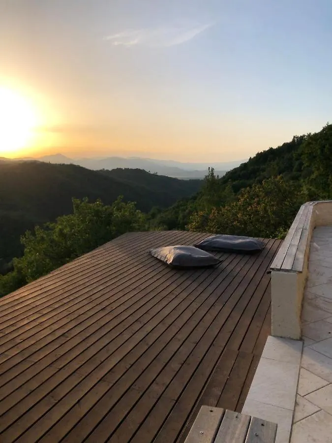 Fosdinovo 5-Bed Villa- A Tranquil Retreat