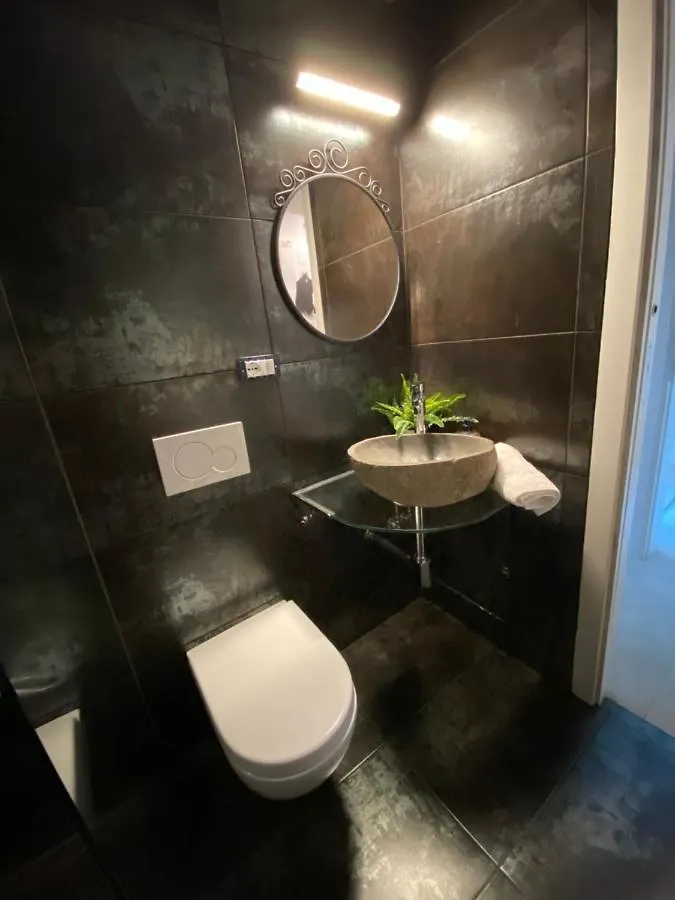 Villa Fosdinovo 5-Bed Villa- A Tranquil Retreat