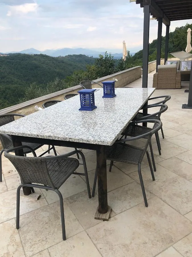 Villa Fosdinovo 5-Bed Villa- A Tranquil Retreat