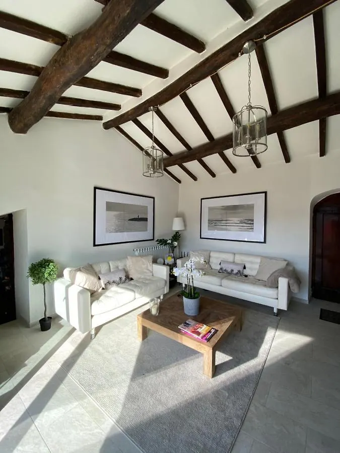 Villa Fosdinovo 5-Bed Villa- A Tranquil Retreat