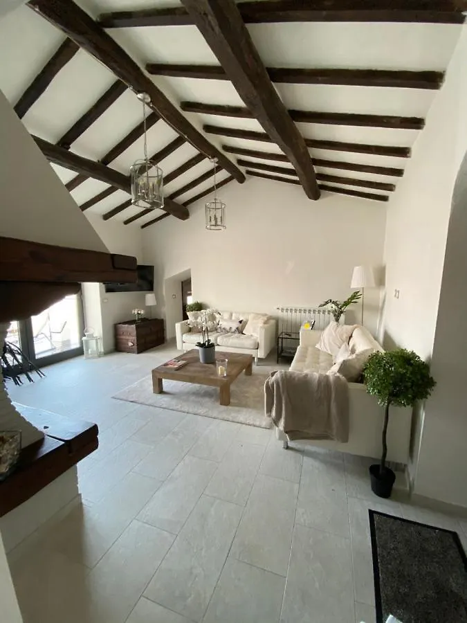 Fosdinovo 5-Bed Villa- A Tranquil Retreat 0*,